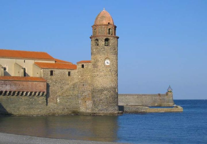 Collioure non loin du Chateau d'Ortaffa